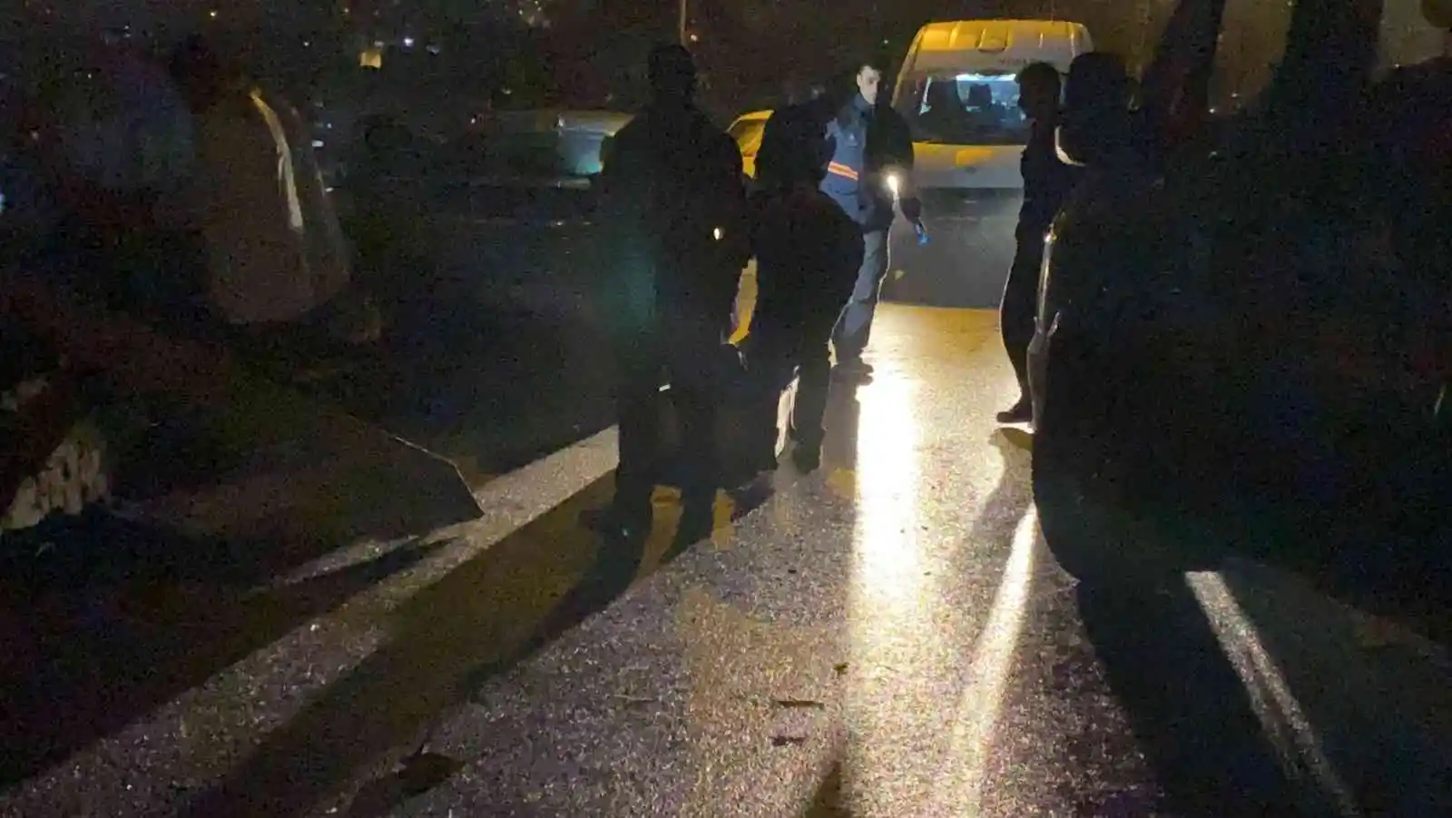 İstanbul'da korkunç olay: Kız arkadaşından helallik isteyip kendini vurdu