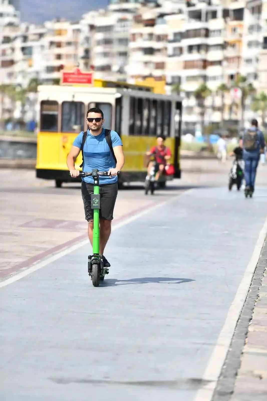 İzmir’de elektrikli scooter için hız sınırı
