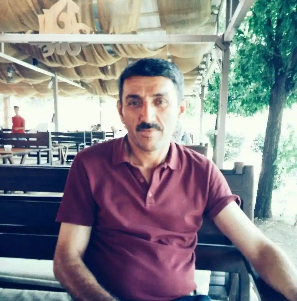 Kamyon yolcu minibüsü ile çarpıştı: 1 ölü, 7 yaralı