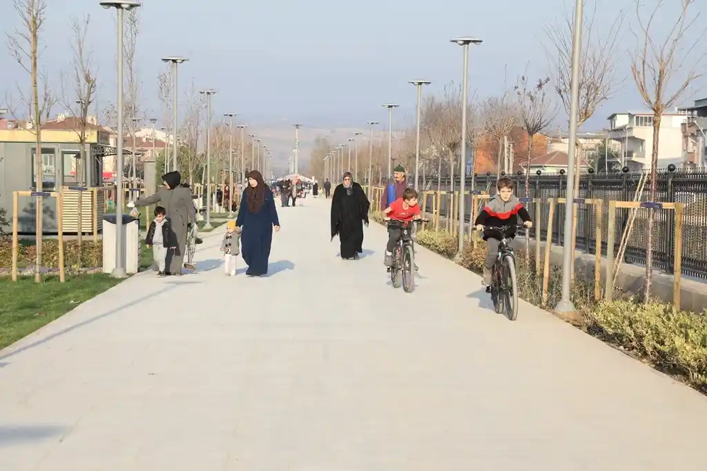 Kanal İnegöl, yoğun ilgi görüyor