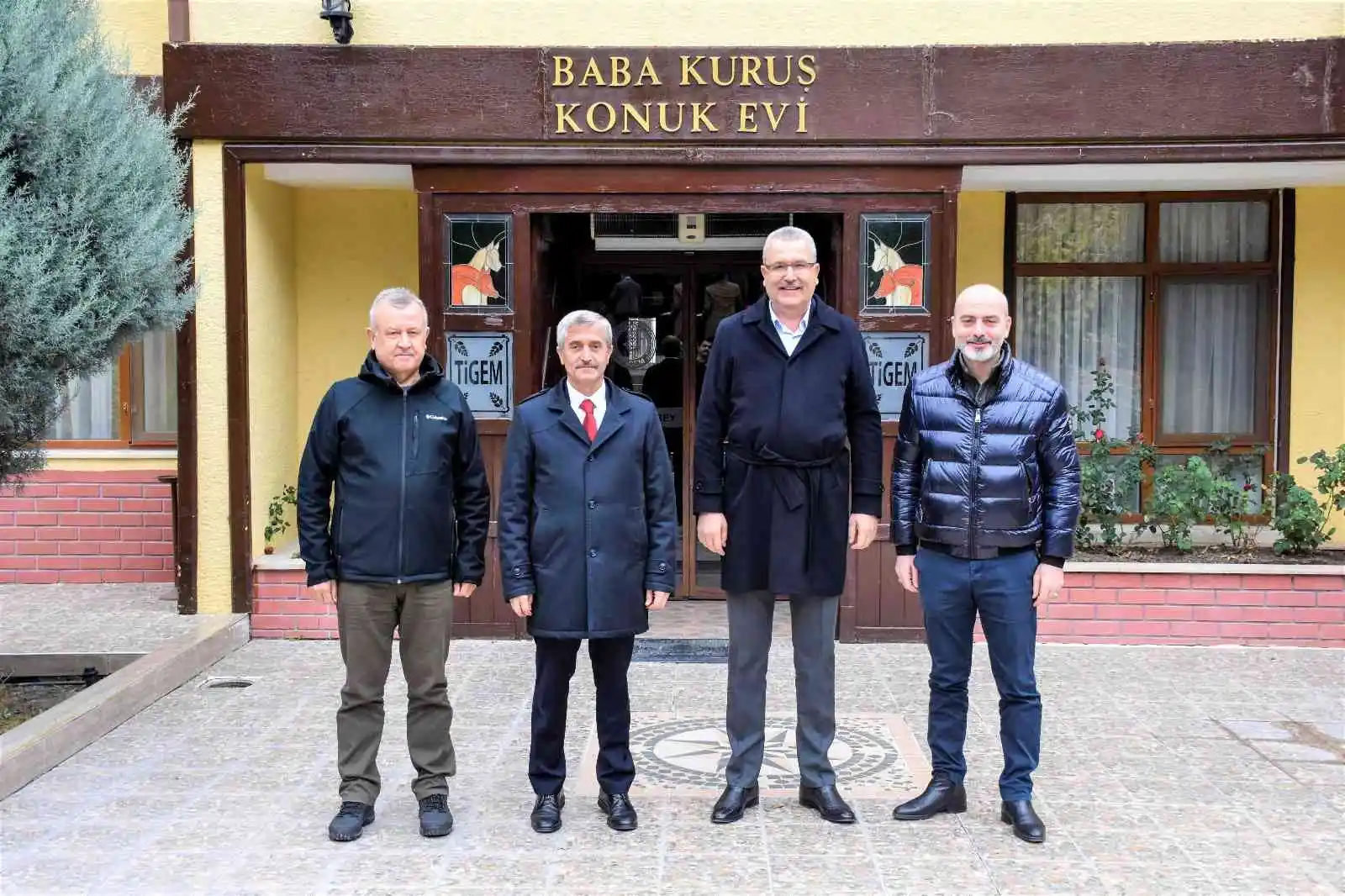 Karacabey Harası örnek oluyor