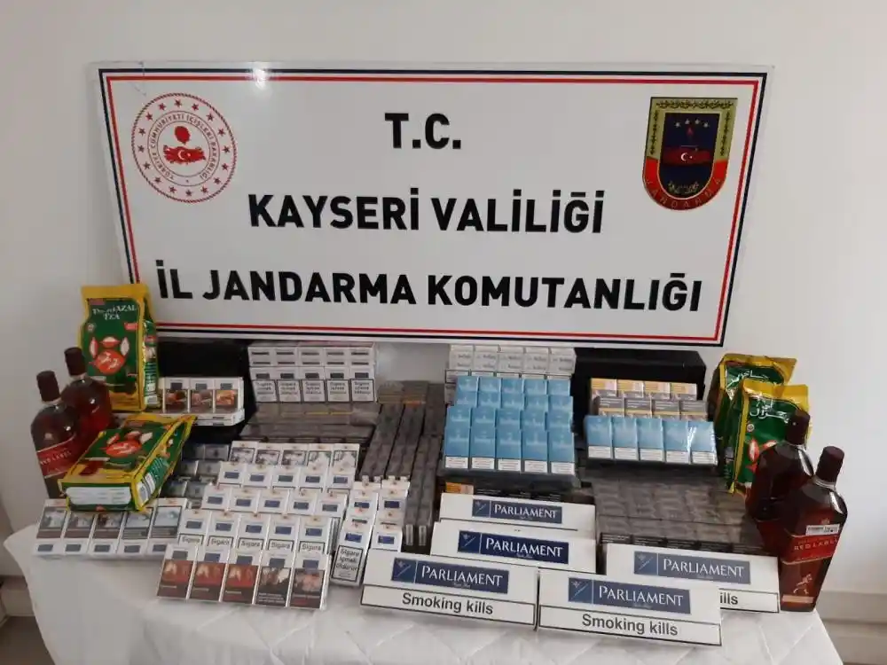 Kayseri'de 725 paket kaçak sigara ele geçirildi
