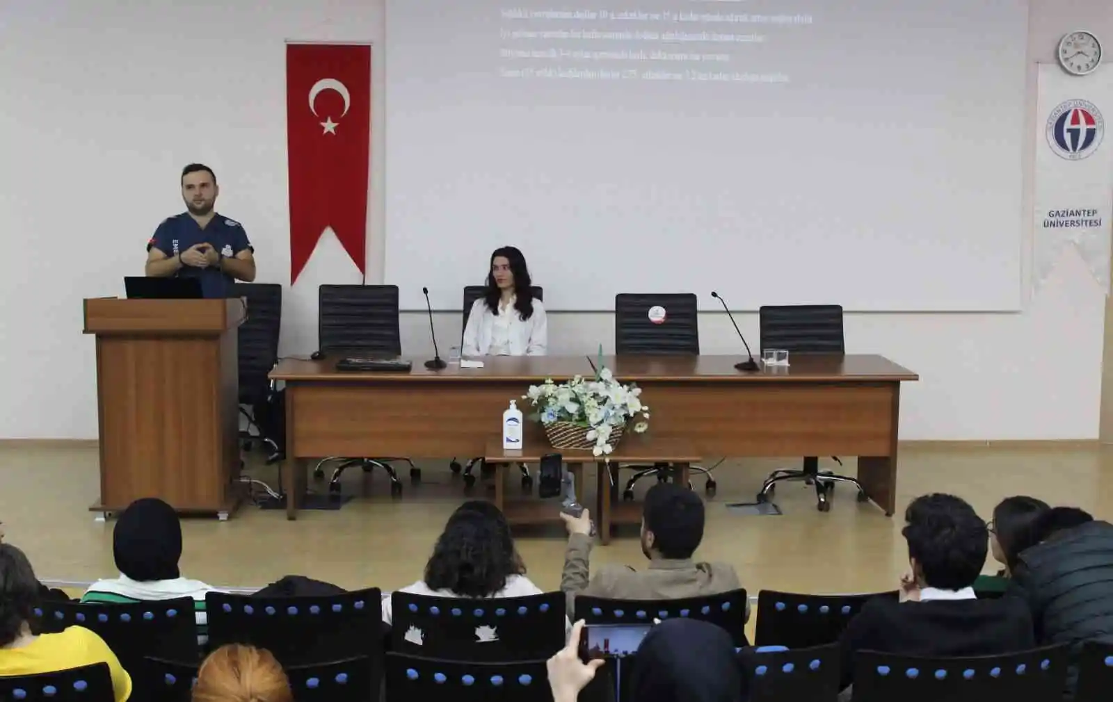 Kedi beslemesinde doğru bilenen yanlışlar