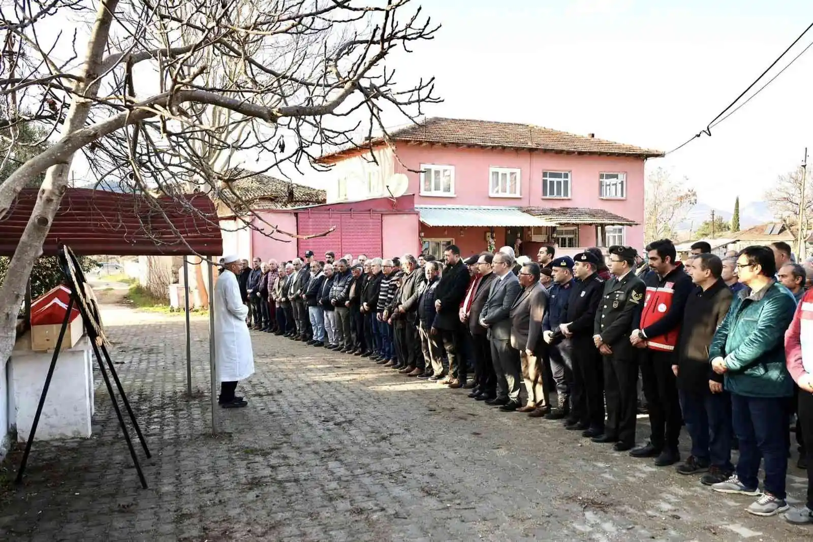 Kıbrıs gazisi son yolculuğuna uğurlandı
