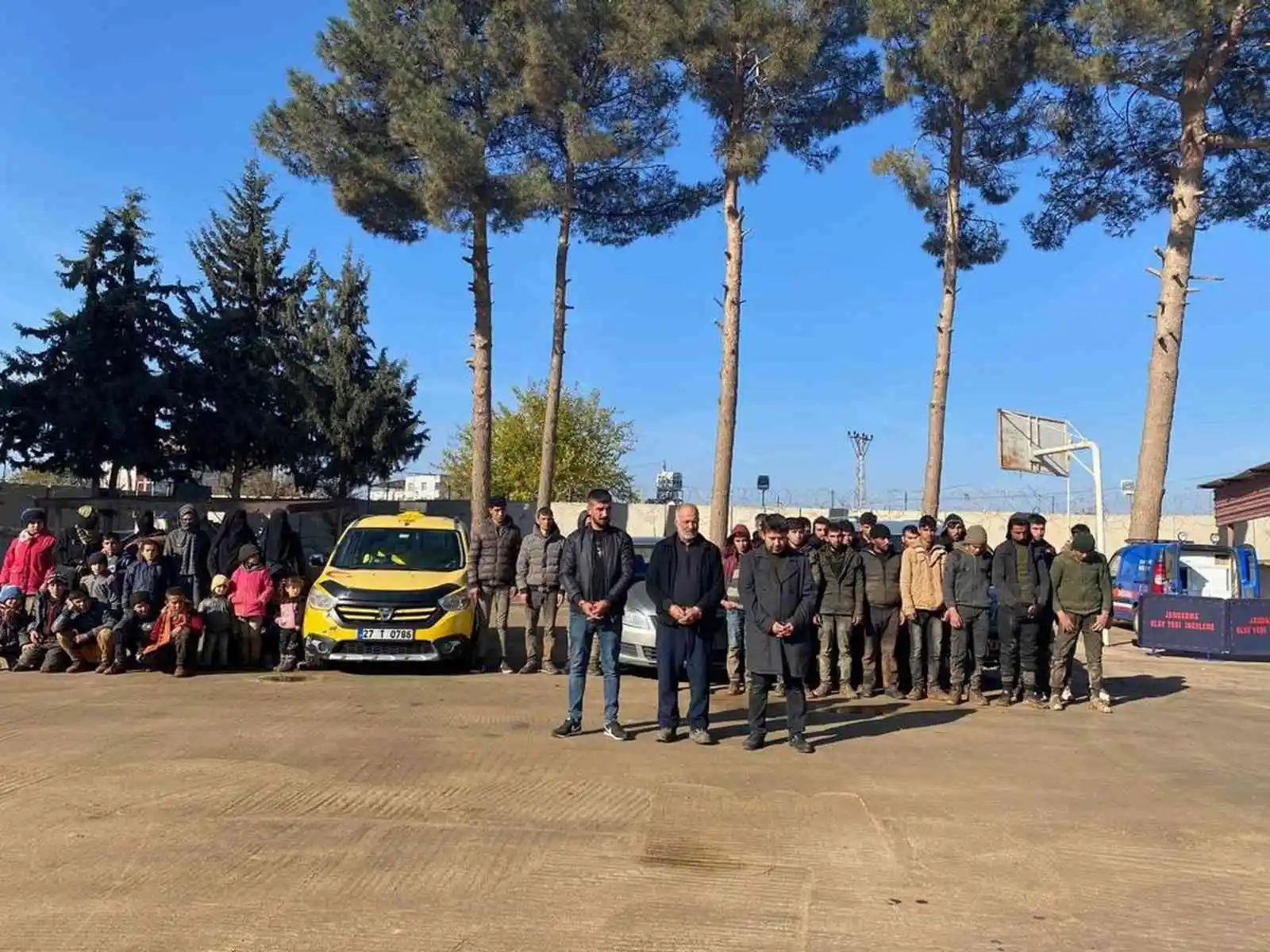Kilis’te 57 düzensiz göçmen yakalandı
