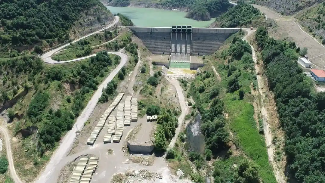 Kirazlıköprü barajı sel afetleri korurken ekonomiye de katkı sağlıyor
