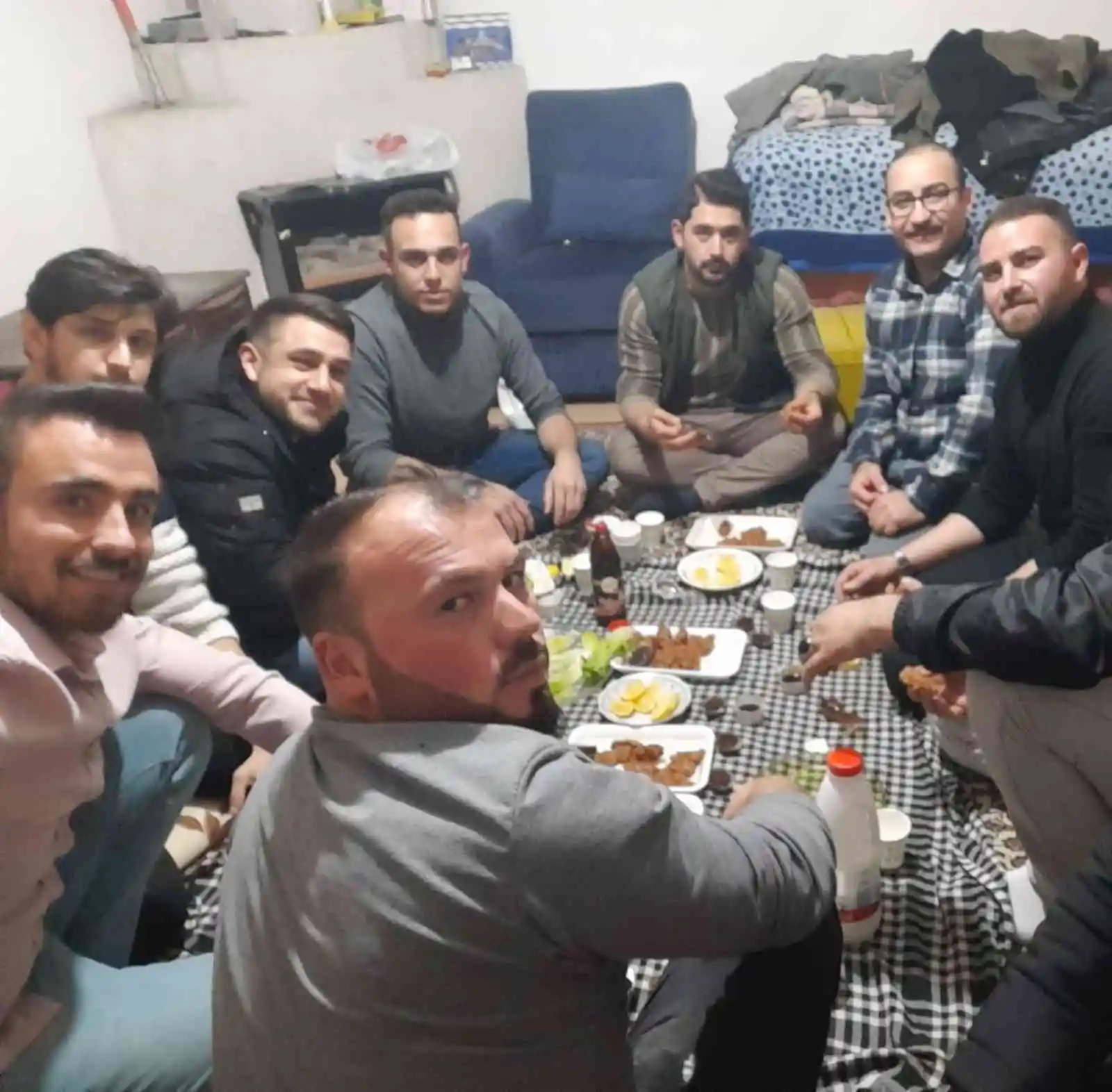 Kış Aylarının Vazgeçilmezi Köy Odası Kültürünü Sürdürüyor