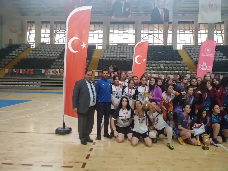Köyceğiz Anadolu Lisesi Futsal'da il şampiyonu oldu
