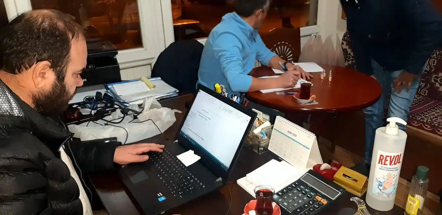 Kütahya’da 63 adet köpeğe çip uygulaması ve kuduz aşısı