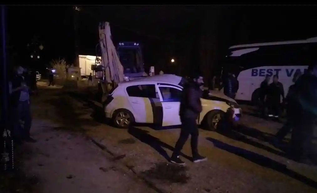 Malatya'da feci kaza: Komiser yardımcısı öldü, oğlu yaralandı