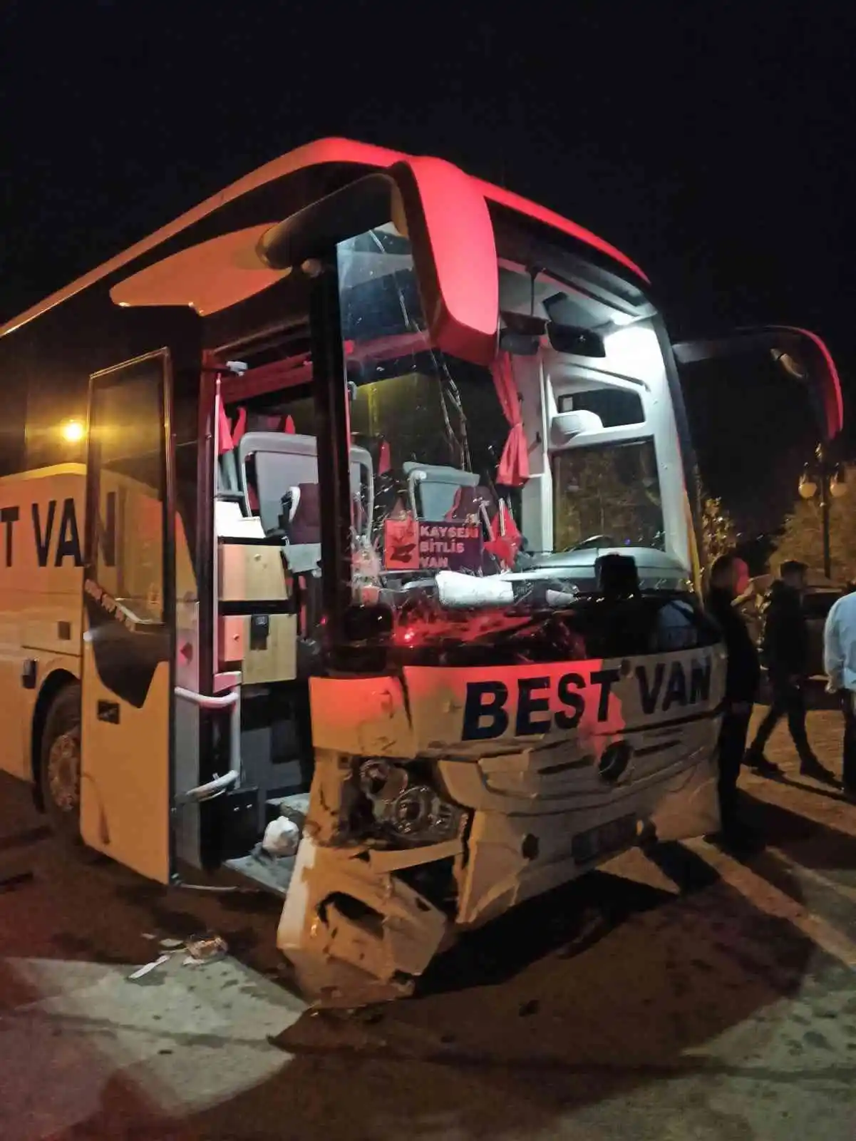 Malatya’da feci kaza: Komiser yardımcısı öldü, oğlu yaralandı
