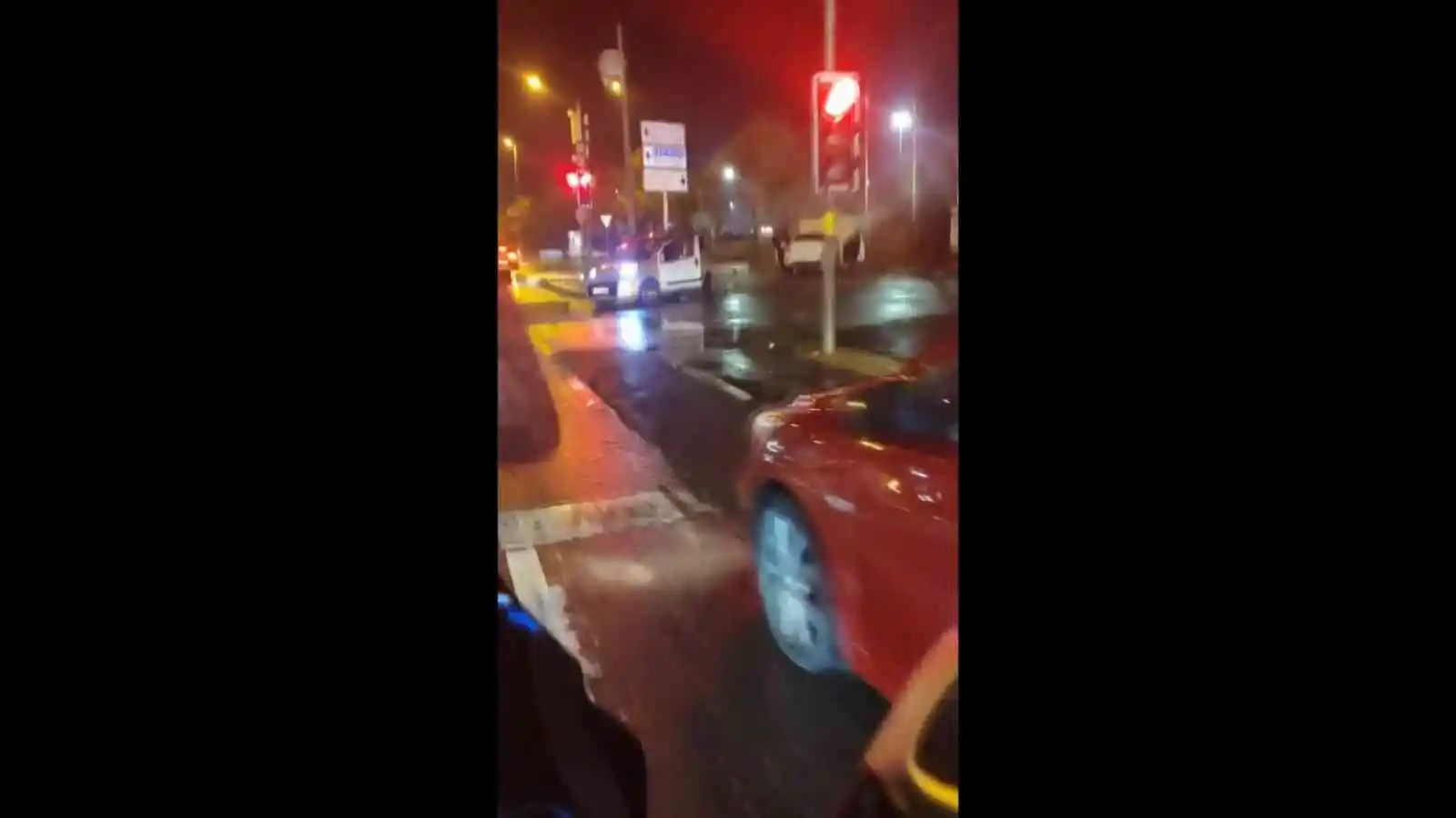Maltepe'de makas atan sürücü kazaya neden oldu
