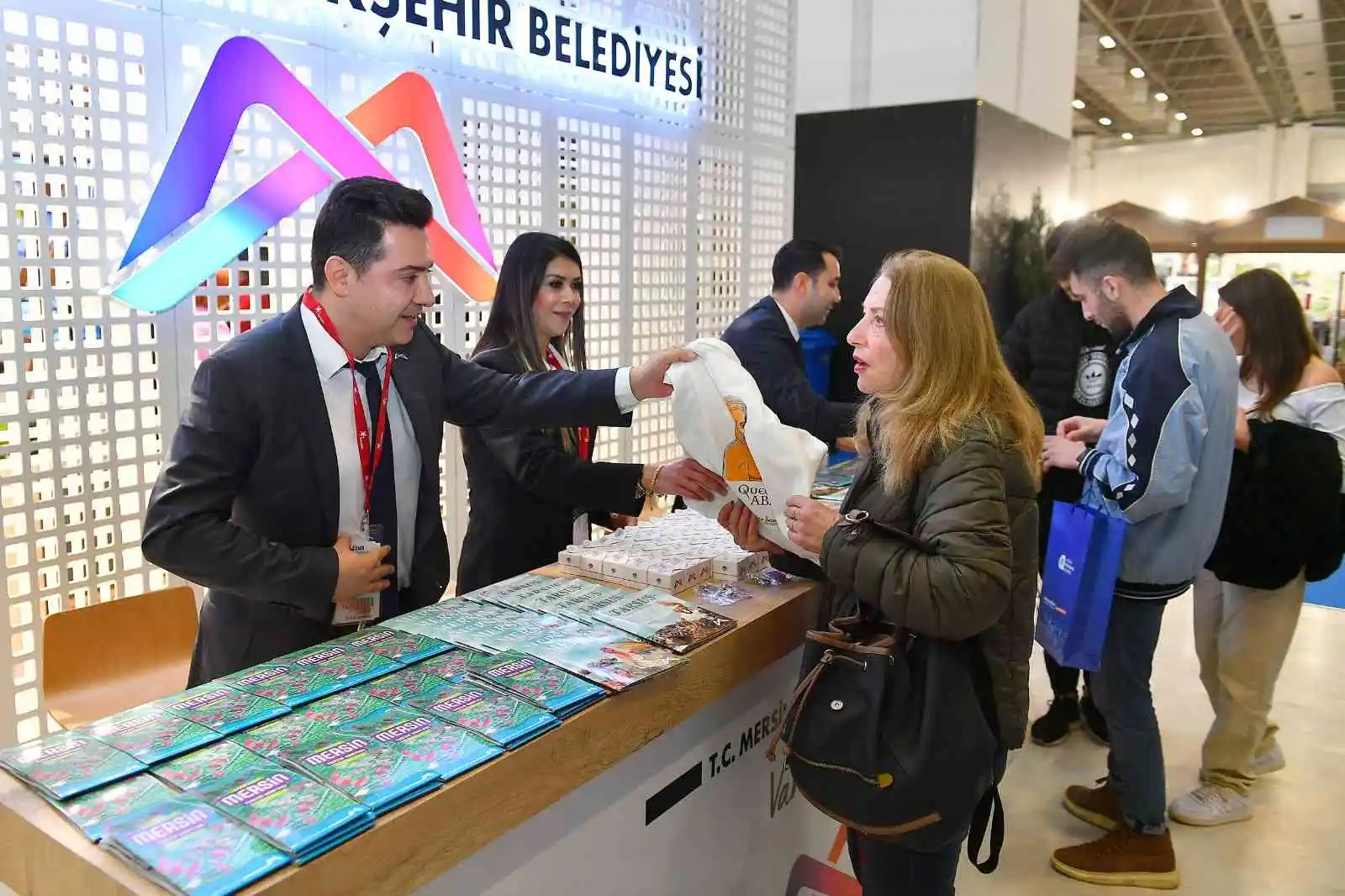 Mersin’in güzellikleri İzmir’de tanıtılacak
