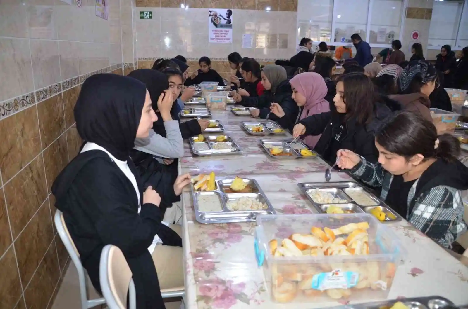 Muş’ta 18 bin 261 öğrenciye ücretsiz sıcak yemek