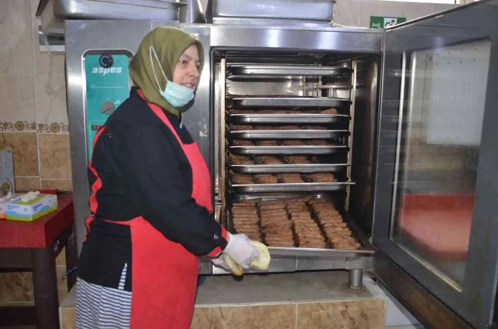 Muş’ta 18 bin 261 öğrenciye ücretsiz sıcak yemek
