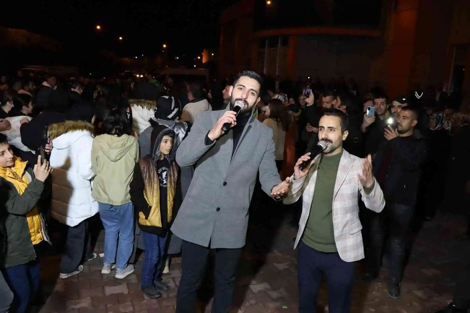 Oltu'da Eymen bebek için destek konseri