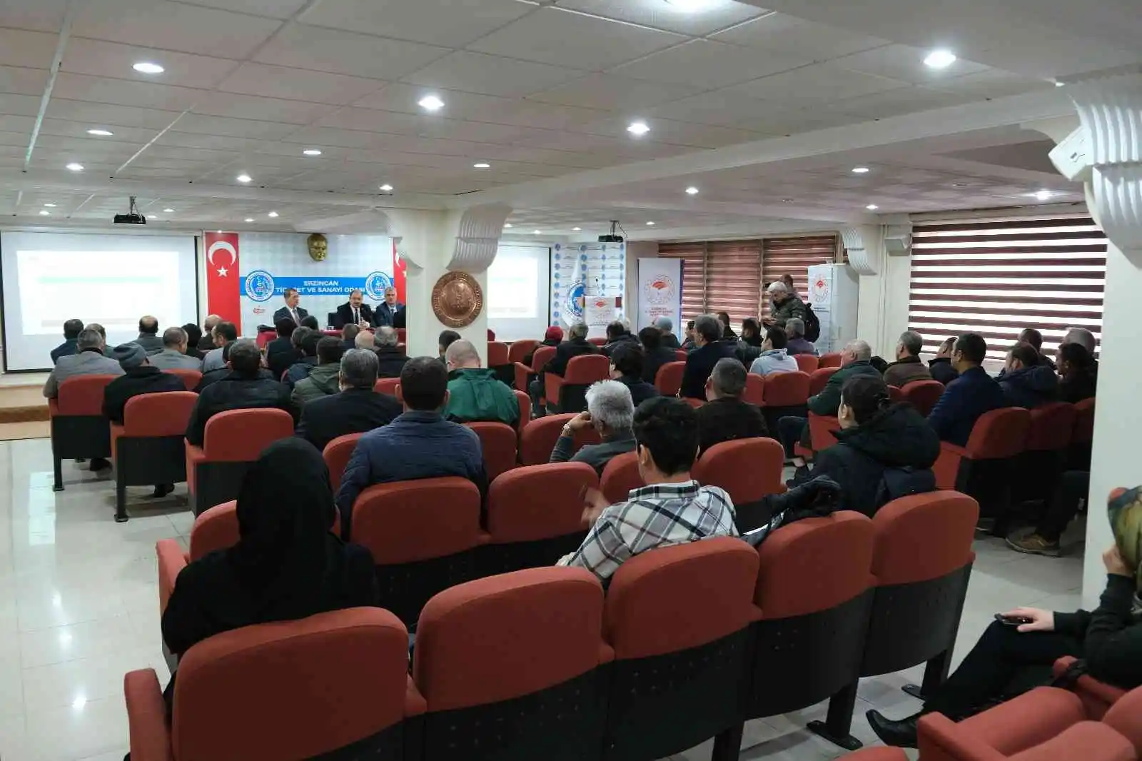 Örtü altı tarımına yönelen çiftçilere yüzde 50 hibe desteği