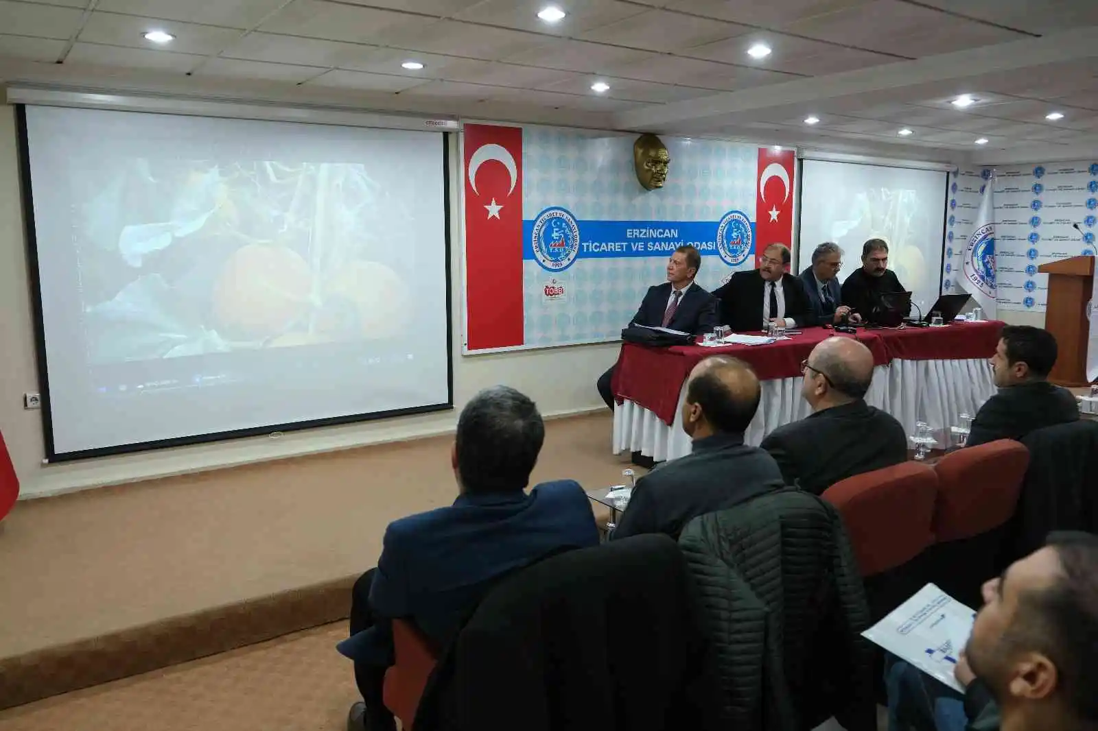 Örtü altı tarımına yönelen çiftçilere yüzde 50 hibe desteği