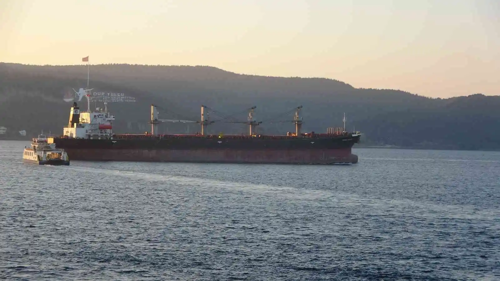 (Özel) Çanakkale Boğazı’ndan 9 ayda 31 bin 410 gemi geçti