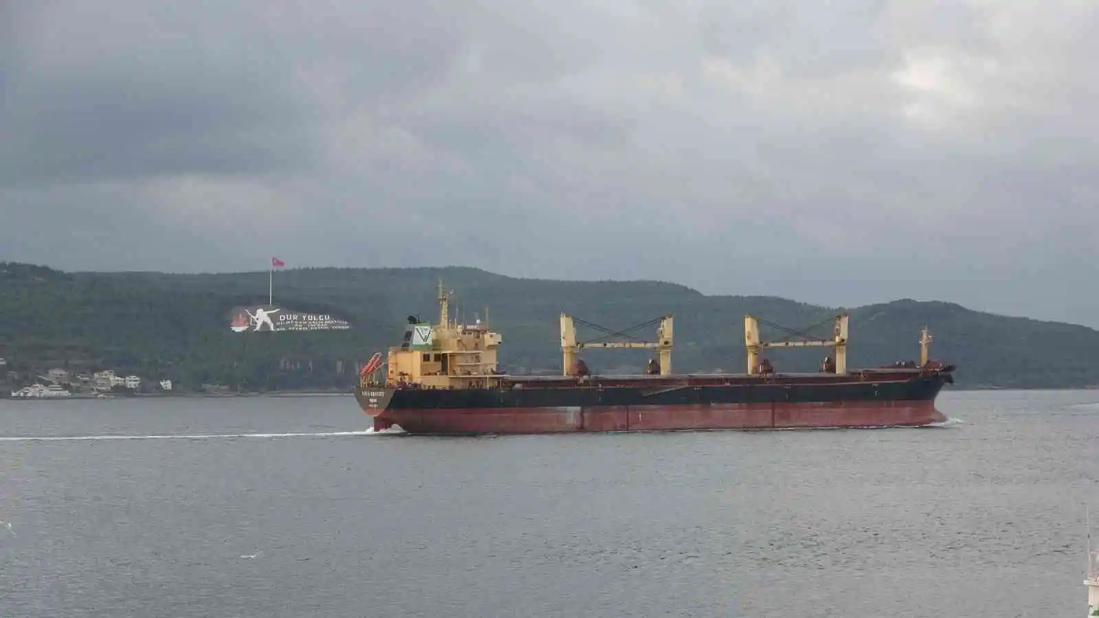 (Özel) Çanakkale Boğazı’ndan 9 ayda 31 bin 410 gemi geçti