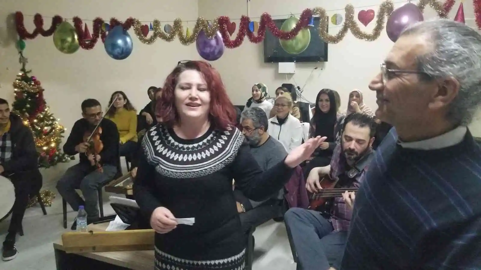 Özel Manisa Bakım Merkezinde yeni yıl eğlencesi
