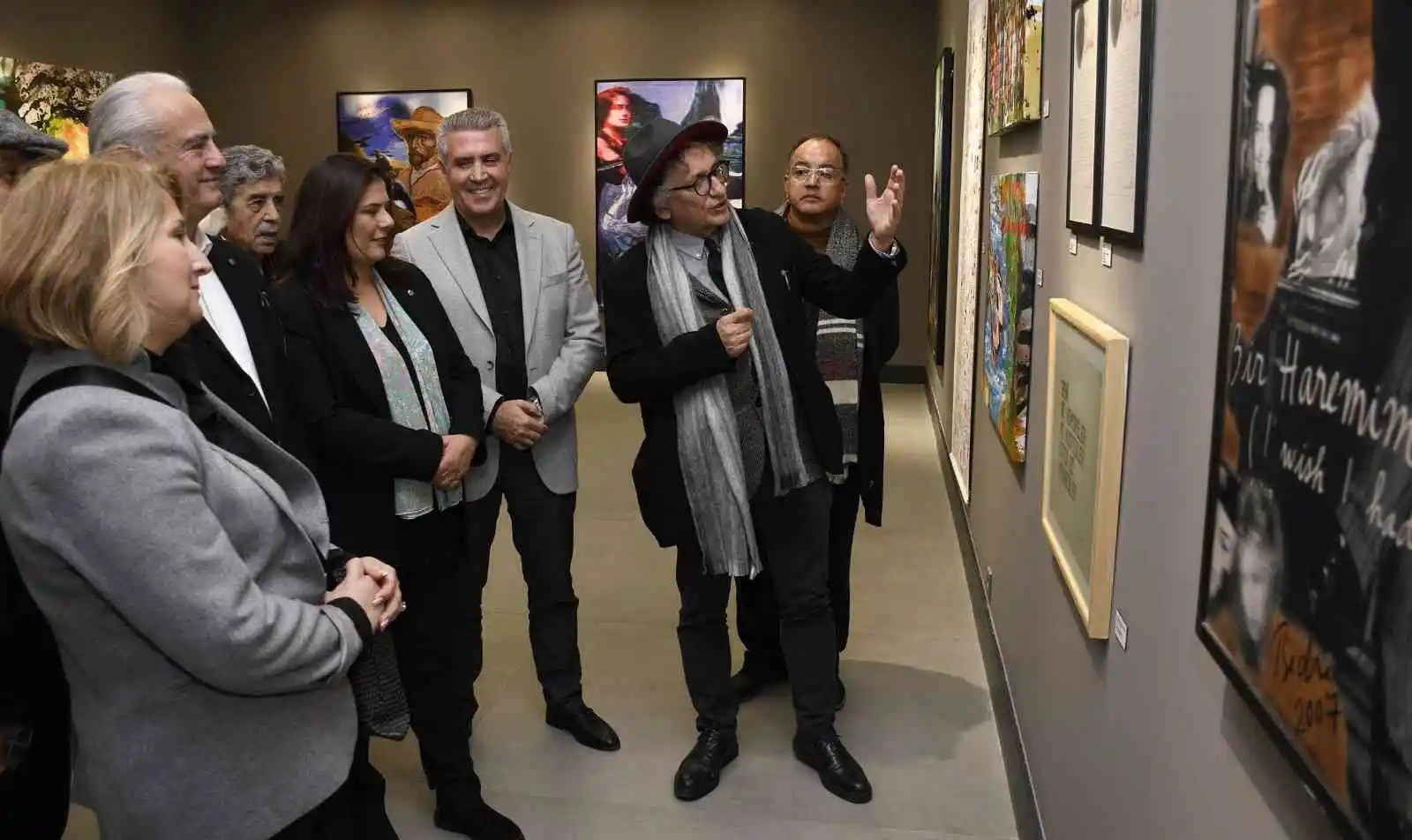 Ressam Bedri Baykam’ın ‘Metamorfoz / Dönüşüm’ sergisi, Ada Modern Sanat Galerisi’nde
