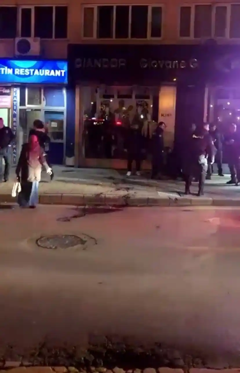 Sakarya'da bıçaklı kavga: 1 yaralı
