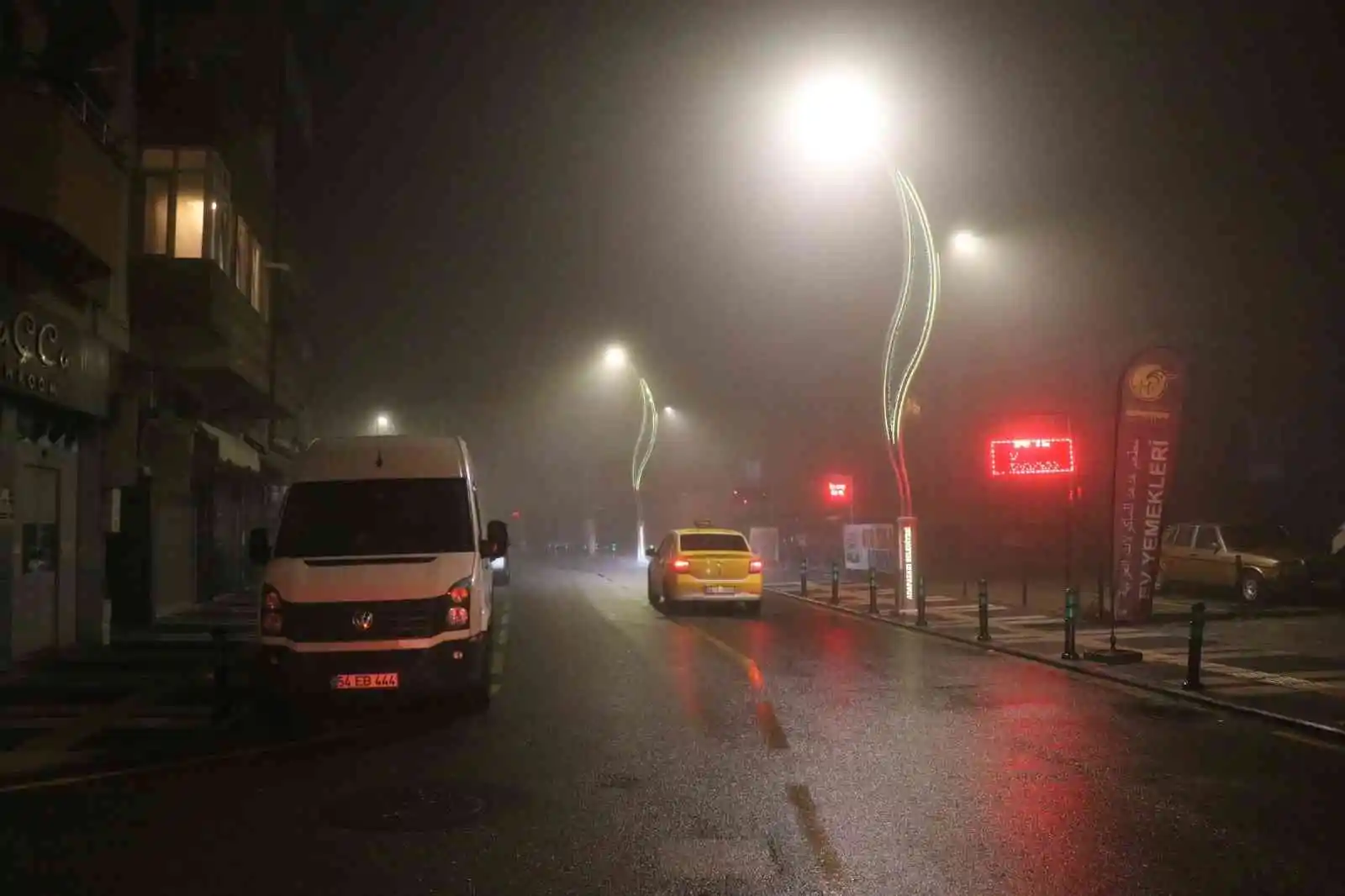 Sakarya’da sis etkili oldu, görüş mesafesi 5 metreye kadar düştü