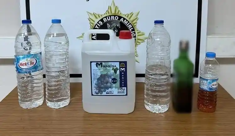 Şanlıurfa'da 10 litre etil alkol ele geçirildi