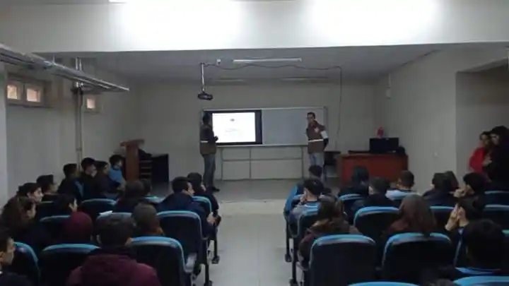 Sarıgöl’de öğrencilere gıda güvenliği semineri