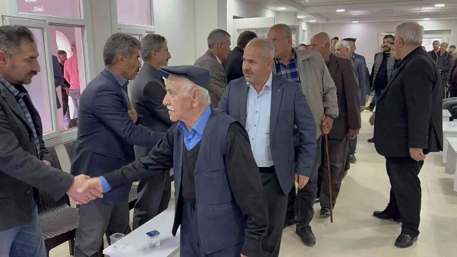 Silopi’de 5 yıllık kan davası dualar eşliğinde barışla sonuçlandı