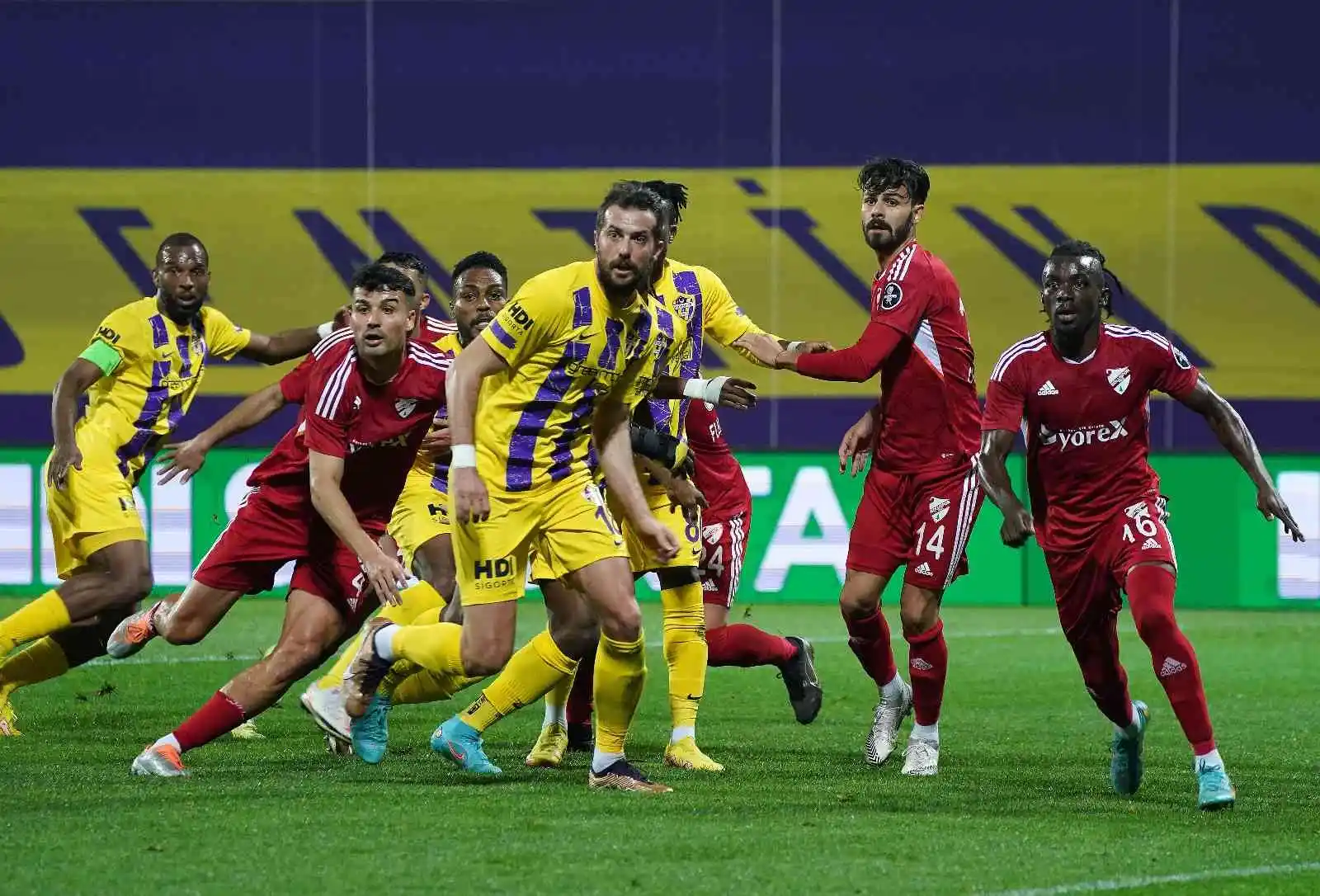 Spor Toto 1. Lig: Eyüpspor: 0 - Boluspor: 0