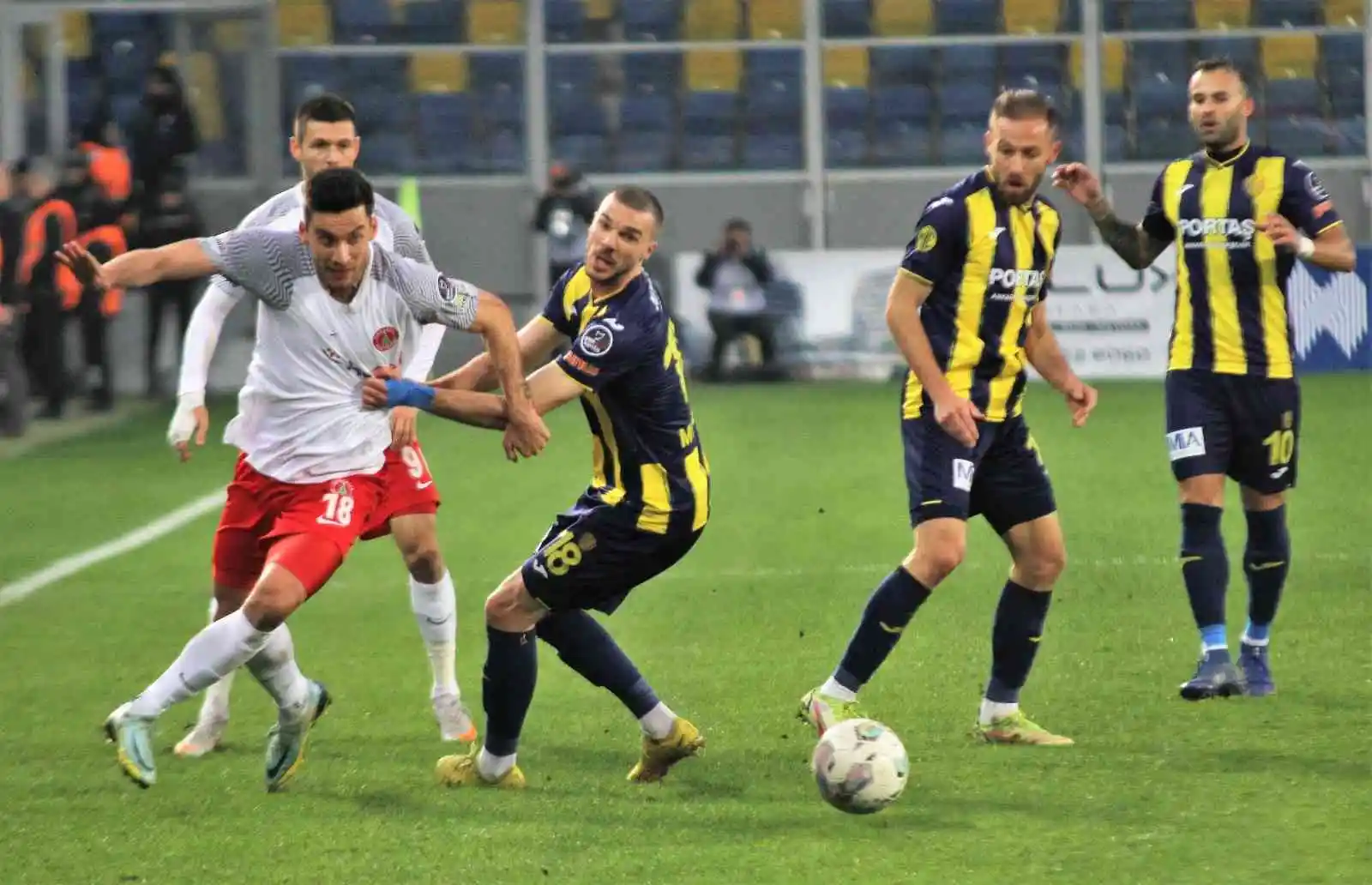 Spor Toto Süper Lig: Ankaragücü: 1 - Ümraniyespor : 2 (Maç sonucu)
