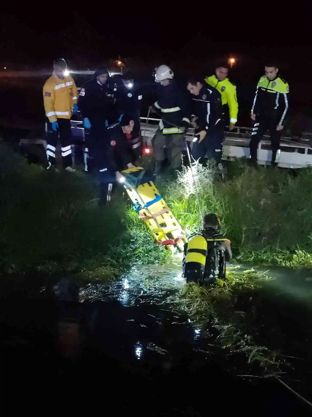 Sulama kanalına uçan otomobilin sürücüsü hayatını kaybetti
