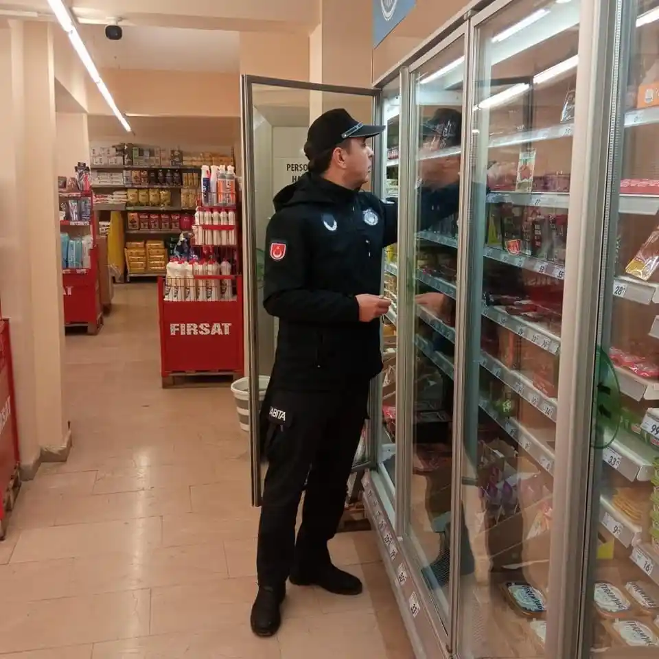 Sungurlu’da marketler denetlendi