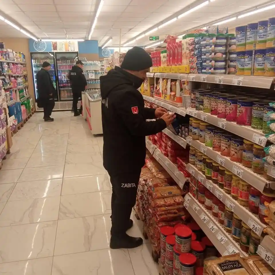 Sungurlu’da marketler denetlendi