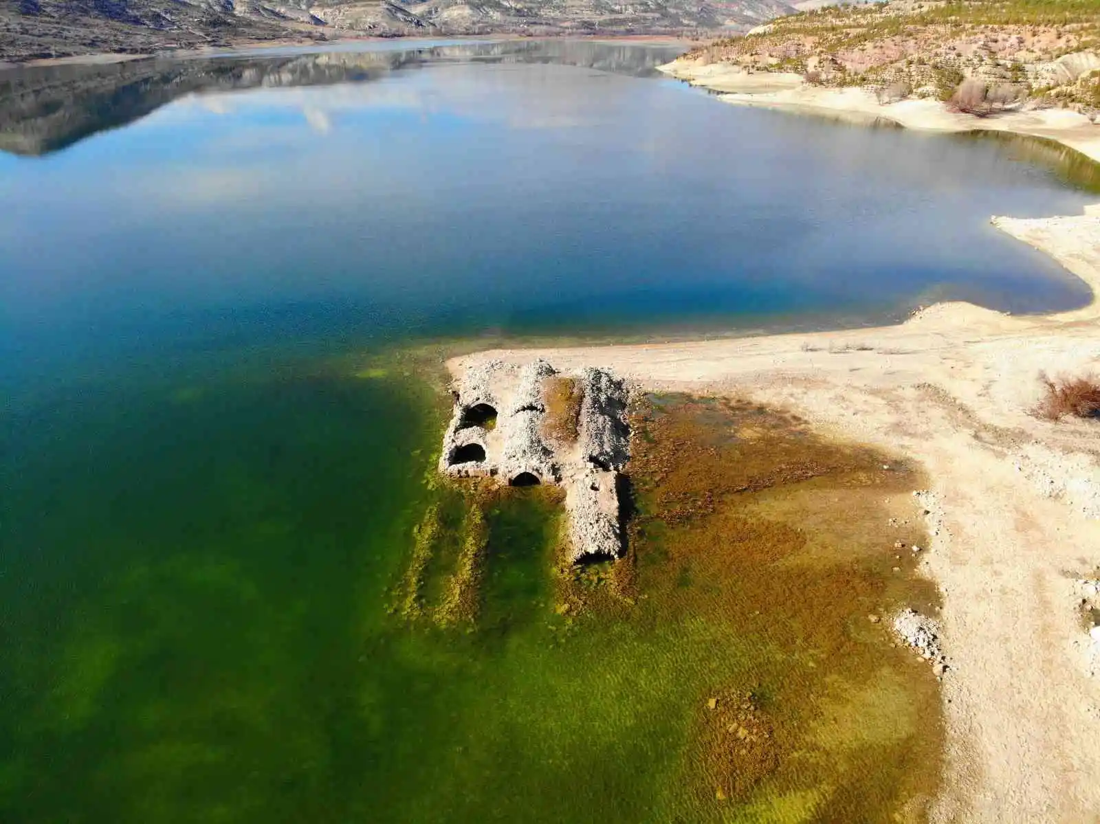 Tarihi Altınapa Hanı Selçuklu'dan beri ayakta