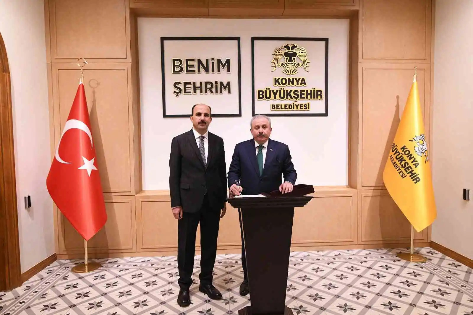 TBMM Başkanı Şentop Başkan Altay'ı ziyaret etti