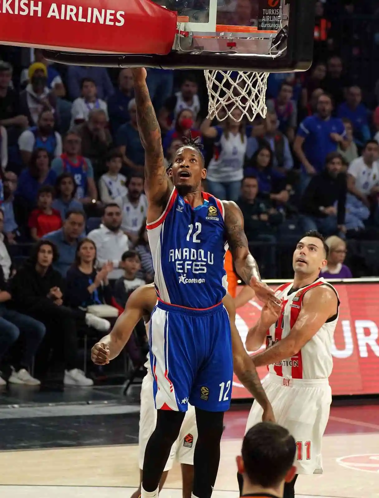 THY Euroleague: A. Efes: 82 - Olympiakos: 71