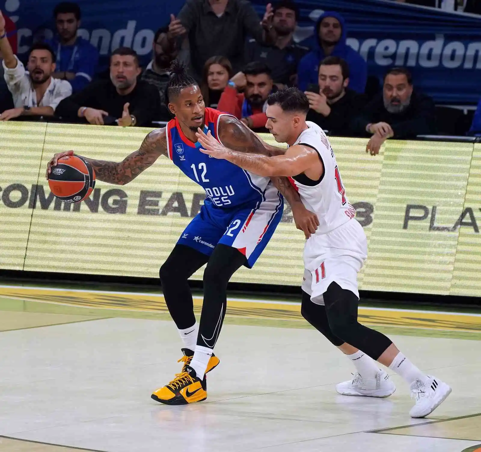 THY Euroleague: A. Efes: 82 - Olympiakos: 71