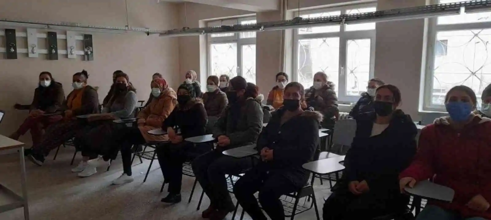 Tunceli'de aile eğitimlerinden 832 kişi faydalandı
