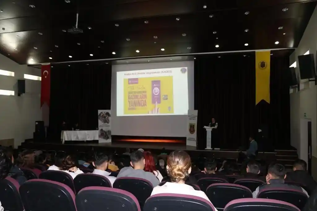 Üniversite öğrencilerine KADES anlatıldı
