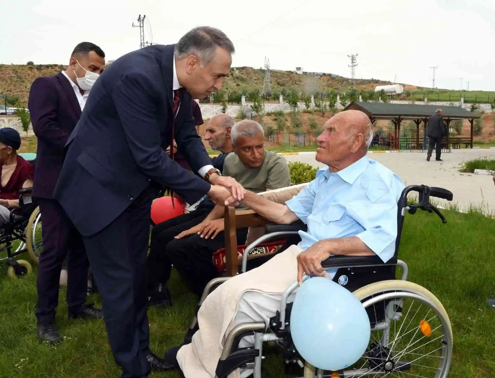 Vali Mahmut Çuhadar'ın 3 Aralık Dünya Engelliler Günü mesajı