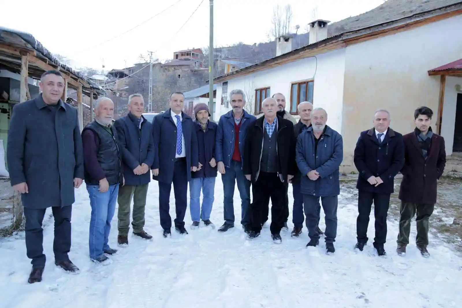 Vali Taşbilek'ten yılın son günlerinde köy ziyaretleri
