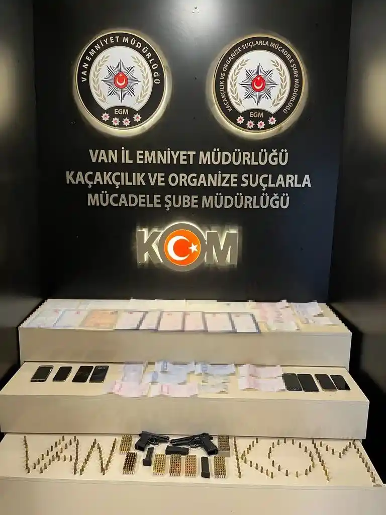 Van’da gümrük kaçakçılığı operasyonu