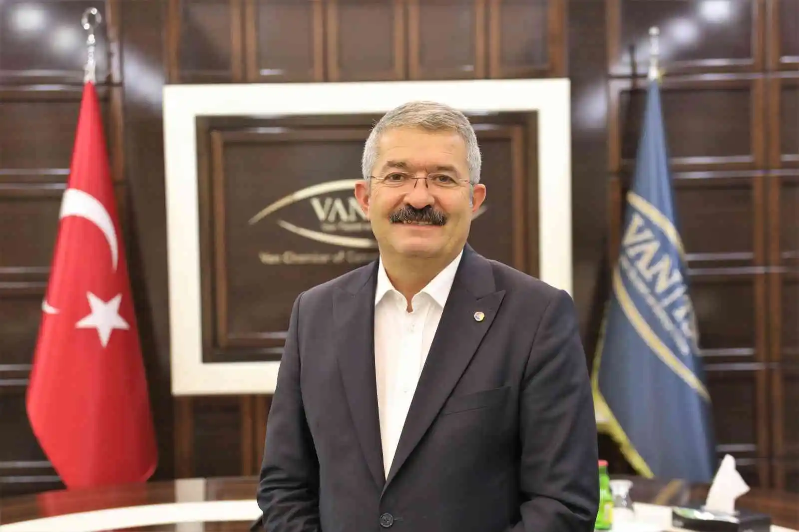 Van TSO Başkanı Takva güven tazeledi