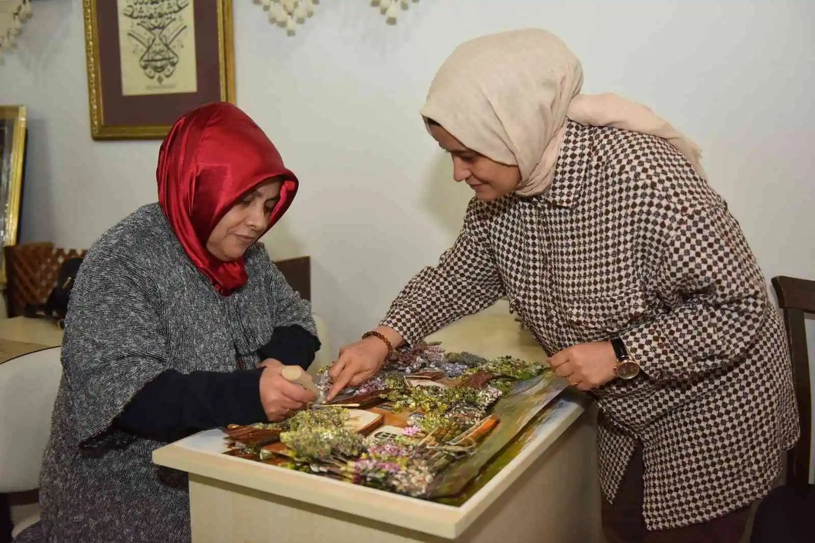 Yıldırım'da kağıt rölyefe yoğun ilgi
