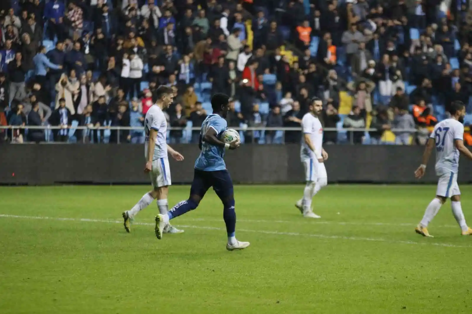 Ziraat Türkiye Kupası: Adana Demirspor: 3 - Çaykur Rizespor: 4