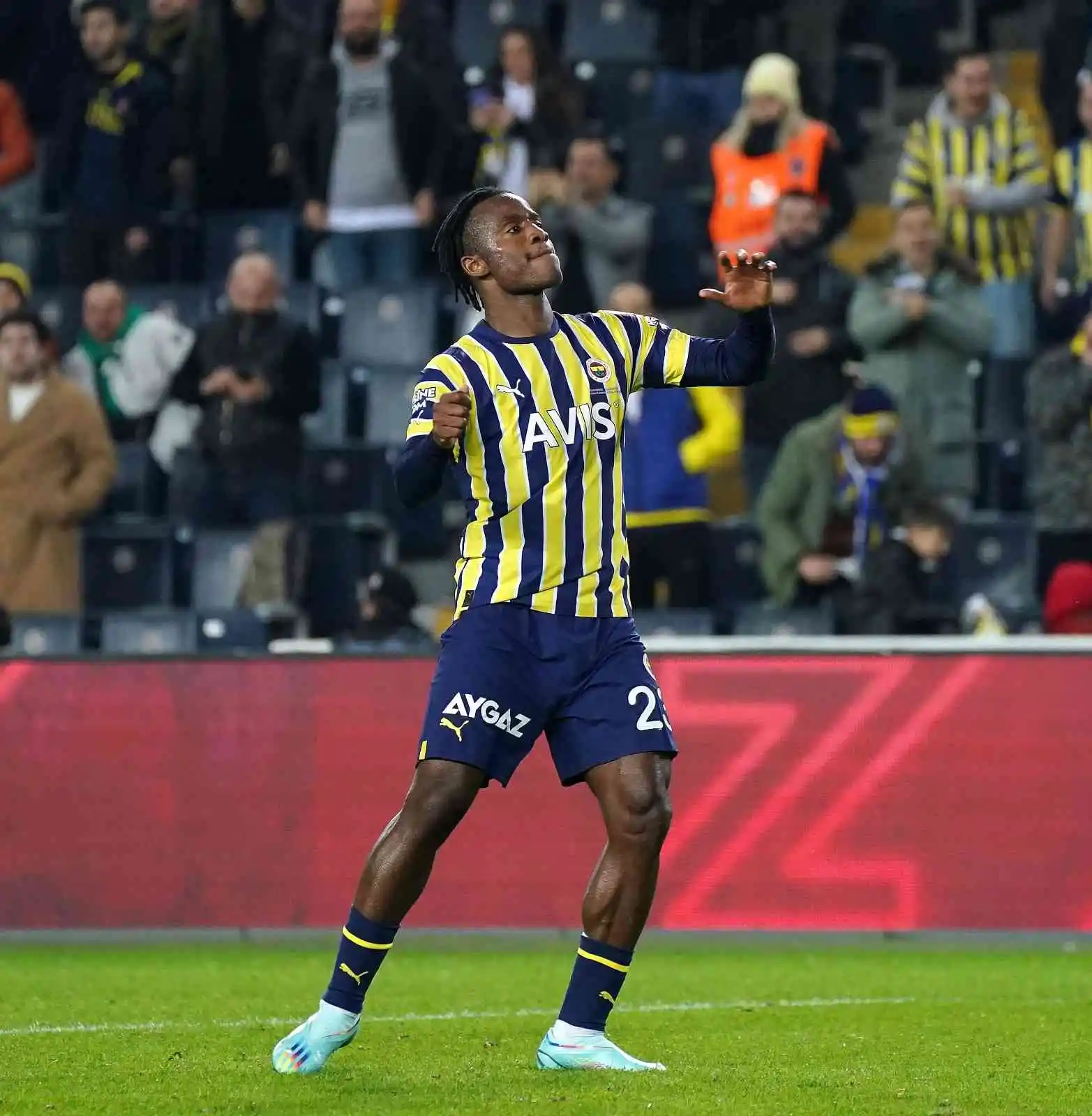 Ziraat Türkiye Kupası: Fenerbahçe: 2 - İstanbulspor: 0 (İlk yarı)
