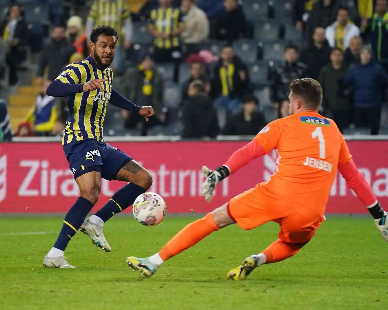 Ziraat Türkiye Kupası: Fenerbahçe: 2 - İstanbulspor: 0 (İlk yarı)
